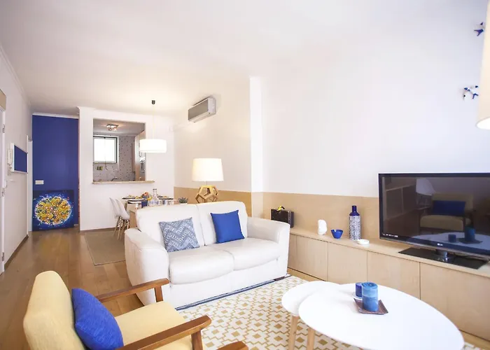 Carmo In Chiado شقة